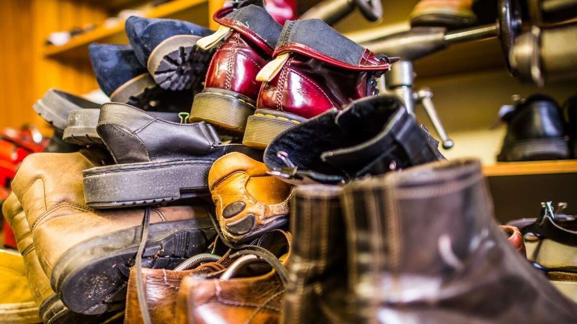 How to Find The Right Cobbler for Shoe Repair